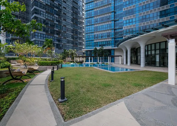 Uptown Parksuites Modern Manila