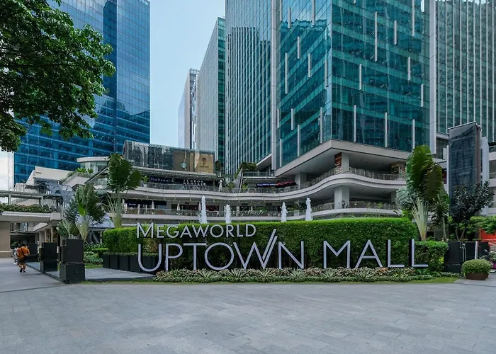 Uptown Parksuites Modern Manila