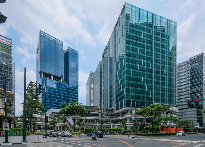 Uptown Parksuites Modern * Manila