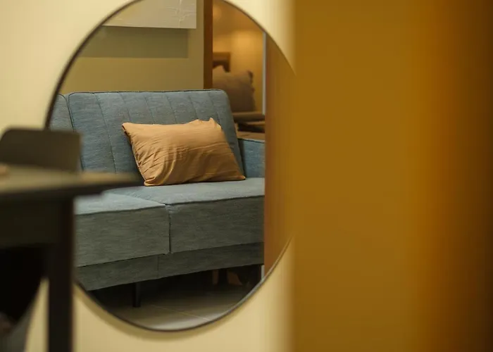 Uptown Parksuites Modern Manila