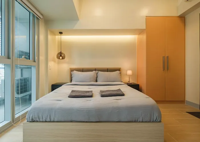 Apartment Uptown Parksuites Modern